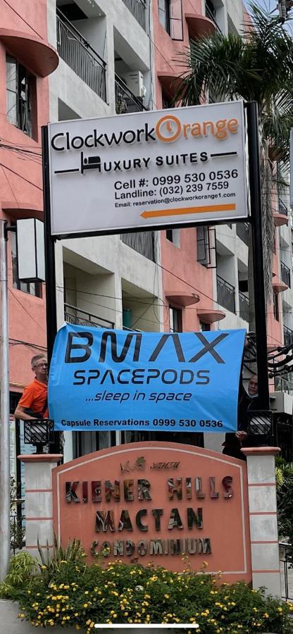 Bmax Spacepods Lapu-Lapu City Exterior photo